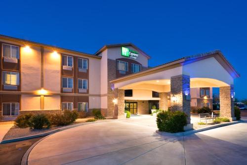 Casa Grande Hotel | Holiday Inn Express & Suites Casa Grande by IHG