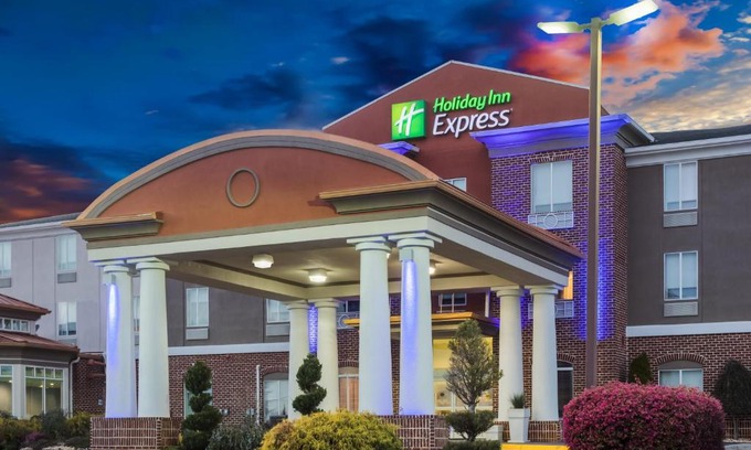 Bremen Hotel | Holiday Inn Express & Suites Bremen GA by IHG