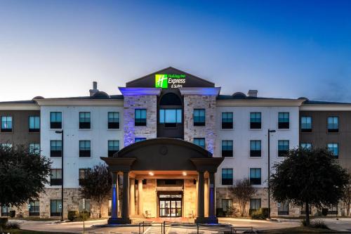 Amistad National Recreational Area Hotel | Holiday Inn Express & Suites Del Rio by IHG