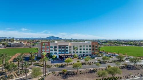 Gilbert Hotel | Holiday Inn Express & Suites - Gilbert - Mesa Gateway Airport
