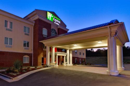 Malvern Hotel | Holiday Inn Express & Suites Malvern by IHG