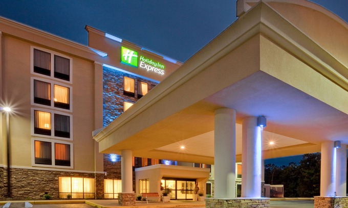 Wilkes-Barre Hotel | Holiday Inn Express Wilkes Barre East by IHG