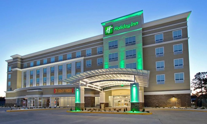 Hattiesburg Hotel | Holiday Inn Hattiesburg - North by IHG