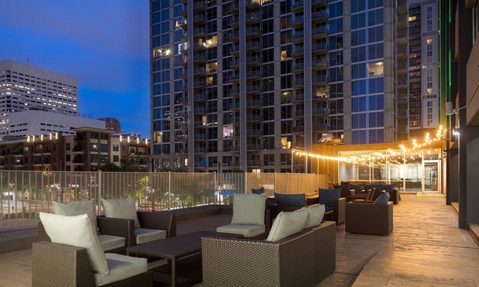 Central Business District Hotel | Holiday Inn Houston Downtown by IHG