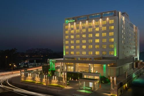 Jaipur Hotel | Holiday Inn Jaipur City Centre by IHG