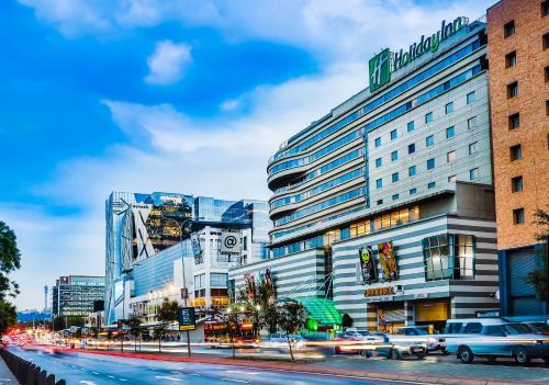 Greater Johannesburg Metropolitan Area Hotel | Holiday Inn Johannesburg-Rosebank by IHG