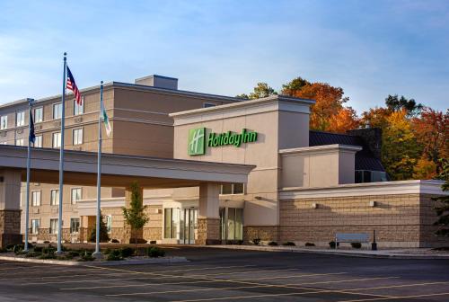 Marquette Hotel | Holiday Inn Marquette by IHG
