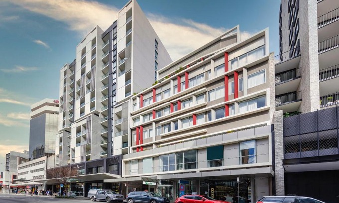 Bondi Junction Hotel | Holiday Inn & Suites Sydney Bondi Junction by IHG