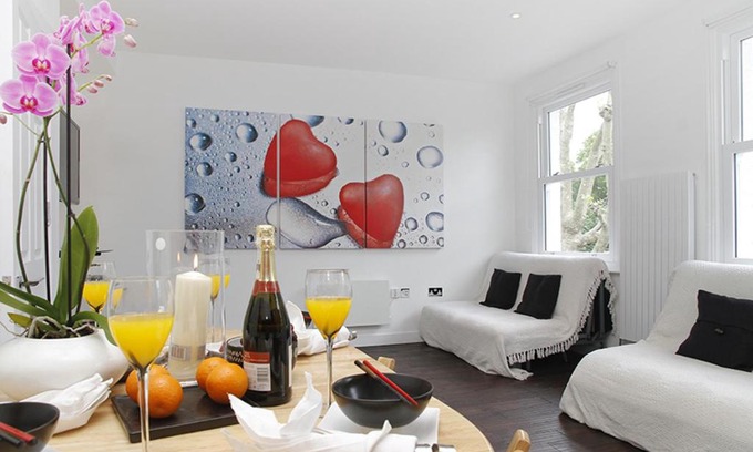 Hammersmith Broadway Apartment | Holiday Lets London - I4