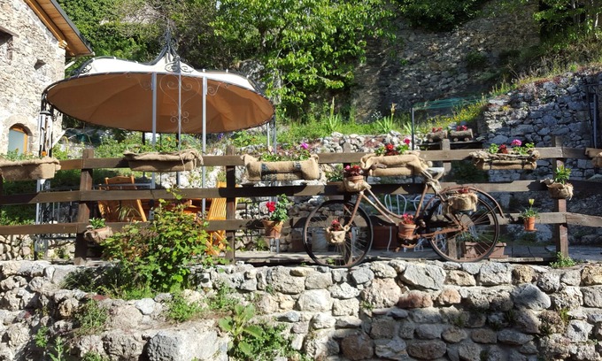 Roubion Cottage | HOLIDAY RENTAL IN THE PARK OF MERCANTOUR HAUT PAYS NICOIS.