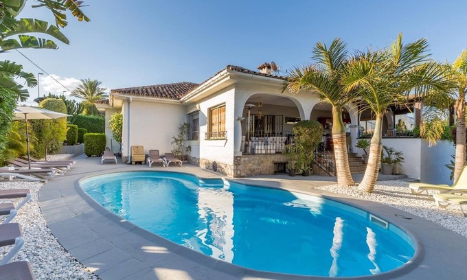 Nueva Andalucia House | Holiday villa for rent in Marbella