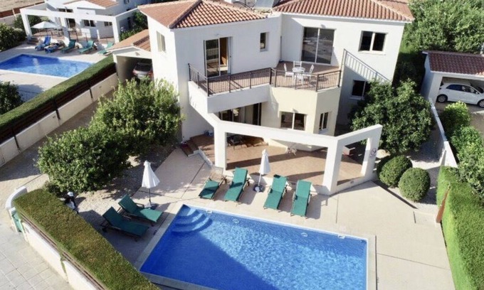 Pegeia Villa | Holiday villa with pool and sea view!