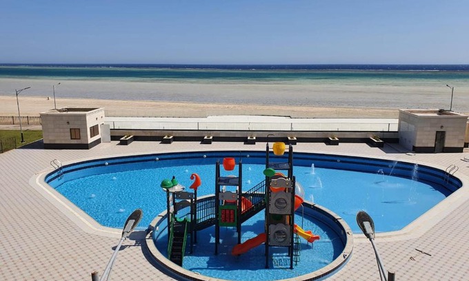 Yanbu Hotel | Holiday Villa Yanbu Resort شركة الصنوبرة الفندقية