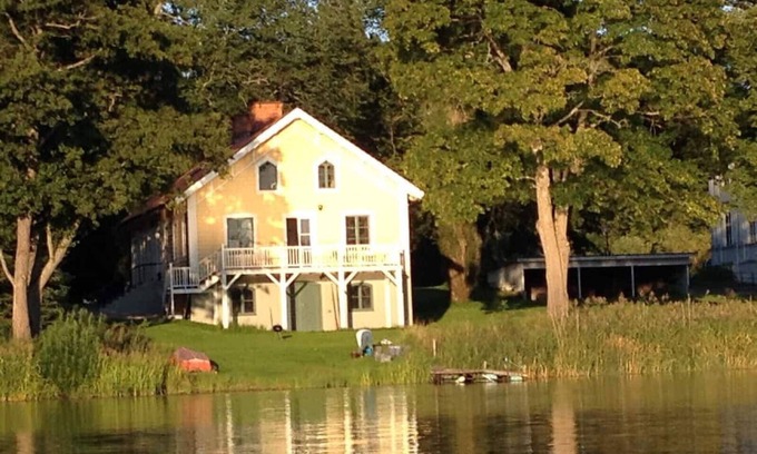 Norsholm House | Holidays at Lake Roxen, Motala Ström and Göta Canal