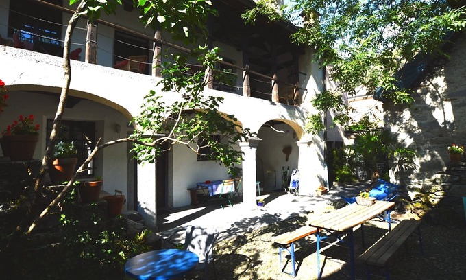 Aurigeno House | Holidays in paradise - in a noble Ticino country house!