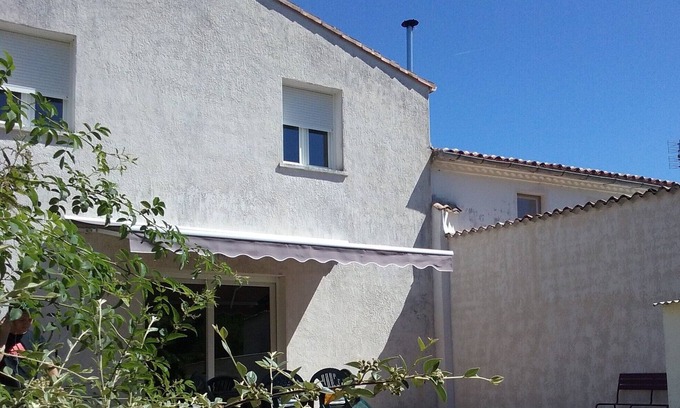 Meursac House | HOLIDAYS IN THE ROYANNAIS COUNTRY: 3 CH, 6 pers 550/650 € per week Large private garden