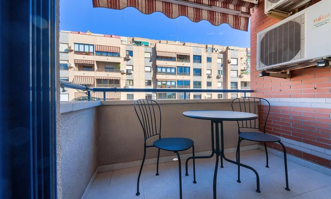 Parque Ayala Apartment | Holidays2Malaga Ayala 2 bedroom & terrace & 400 mts to Beach