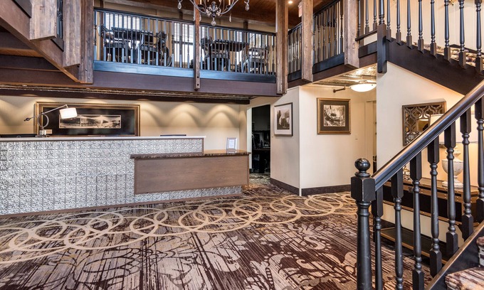 Downtown Skagway Hotel | Holland America Skagway Inn