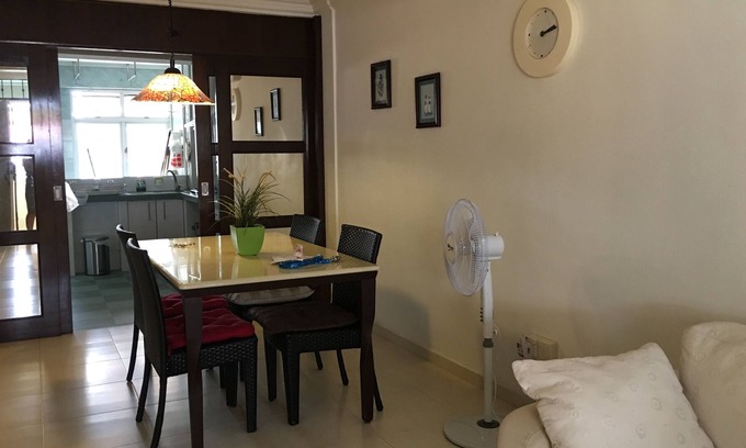 Holland Village Apartment | Holland Village Experience living like the local