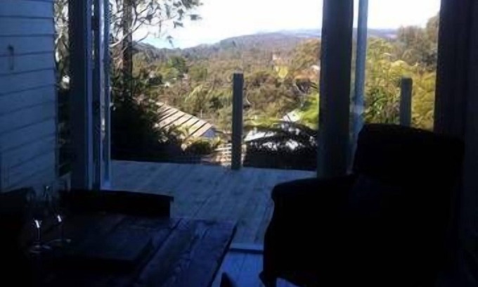 Katoomba Cottage | HOLLY VIEW 40 Walgett St Katoomba, the heart of Blue Mountains, NSW Australia