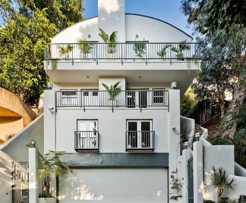 Hollywood Hills West House | Hollywood Hills Luxury Retreat
