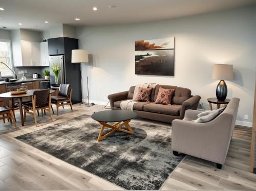 Sawtelle Apartment | Hollywood Homes Free parking close to all things LA