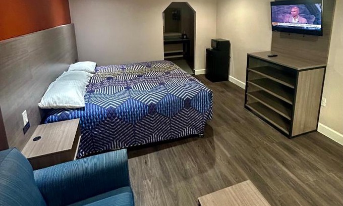 Northside Hotel | Hollywood INN - Downtown Houston