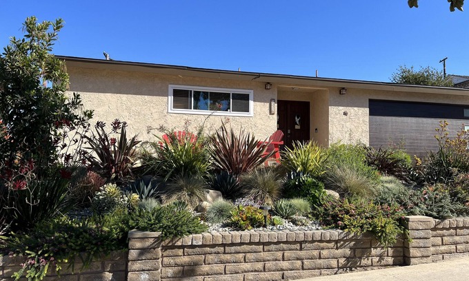 Redondo Beach House | Hollywood Riviera Casa Pacifica “Coastal Gem” Spa- Torrance/Redondo Beach