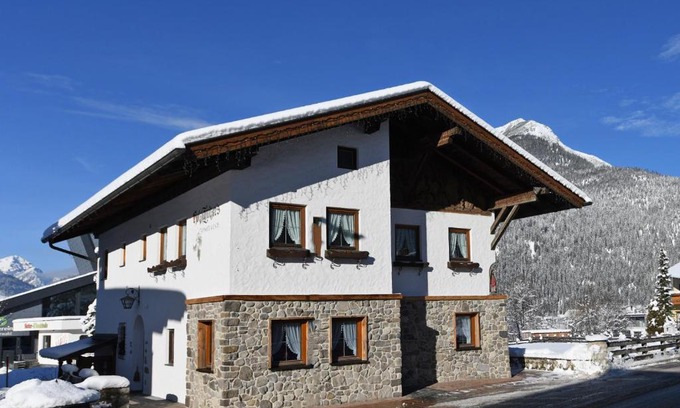 Ehrwald Apartment | Holzschnitzers Appartements
