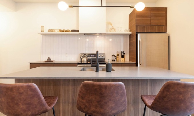 Hochelaga Apartment | HOMA-Comfort&Style-1BR-Spacious-Natural Light-FeelHome-A/C-SelfCheckIn-Metro