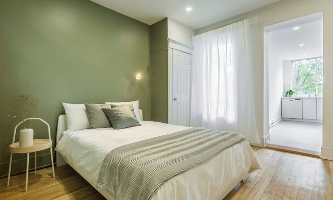 Maisonneuve Apartment | HOMA-Comfort&Style-Loft-Spacious-Natural Light-FeelHome-A/C-SelfCheckIn-Metro