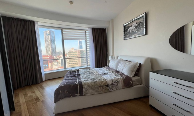 Sisli Apartment | Home 3 master bedroom - boghaz view center of Istanbul shishli