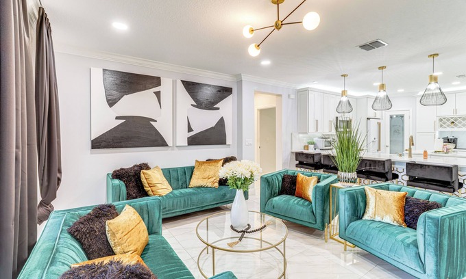 Lakewood Park House | Home 9 Mi to Dtwn & Fort Pierce Inlet State Park!
