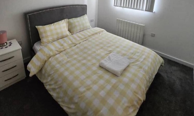 Burton on Trent Apartment | Home away from home in Burton on Trent