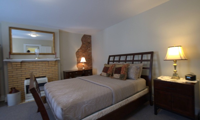 Maysville Apartment | Home away from Home! - 1BR apartment in Maysville