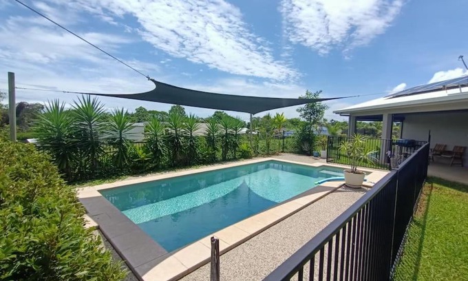 Wongaling Beach House | Home away from home - 1 bedroom
