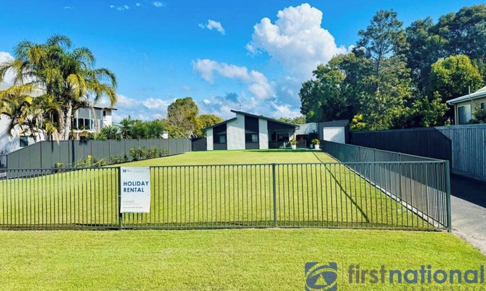 Woodgate House | Home Away from Home Escape & Relax