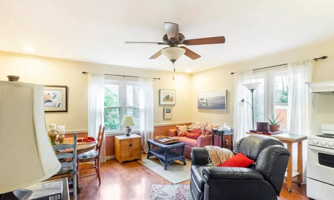 East Cobb Apartment | HOME AWAY FROM HOME MINUTES TO ATLANTA and SPECIAL EVENTS
