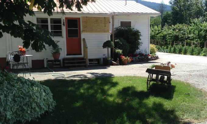 Wynndel Other | Home away from home, nestled into a small, family, farm.