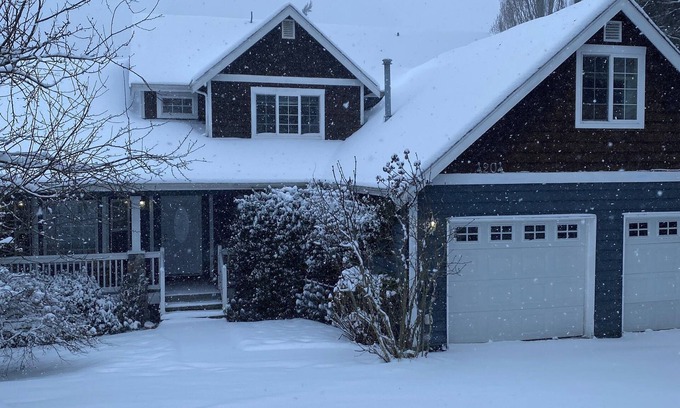 Federal Way House | Home away from Home