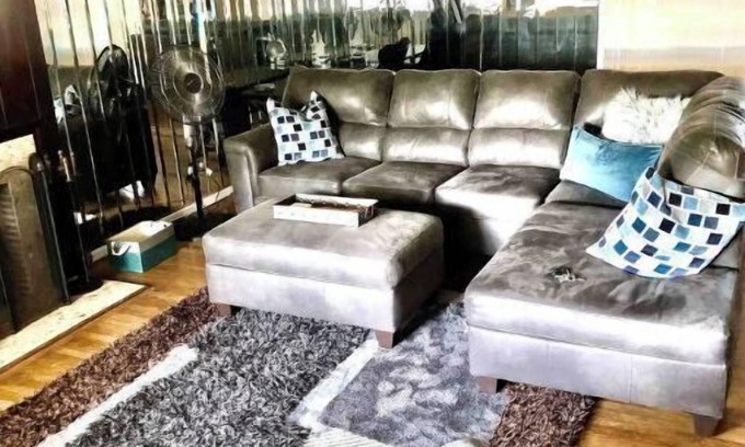 Los Angeles House | Home Away From Home