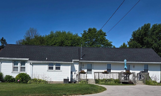 Manitowoc House | Home Away from Home