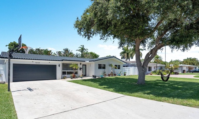 Deerfield Beach House | Home Away From Home - 1.5 mi. to Deerfield Beach Island