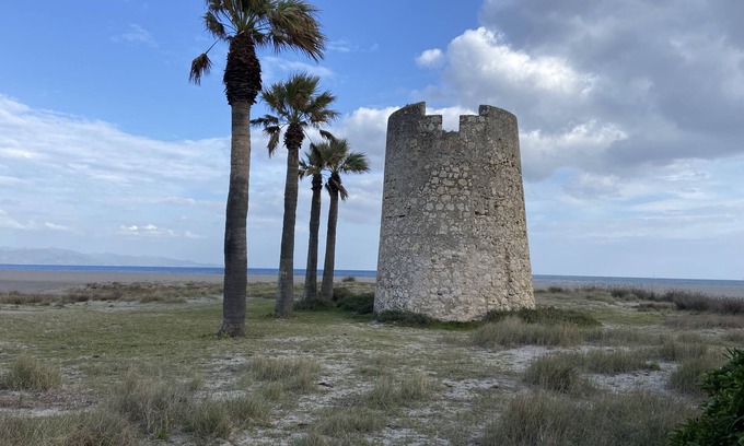 Historic Castle District Apartment | Home Carales
