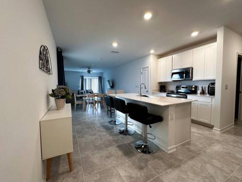 Davenport House | Home Happy Devenport (47782589)