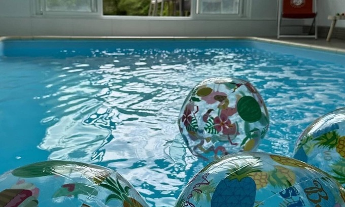 Locoal-Mendon House | Home heated indoor pool 29 degrees direct access from lounge