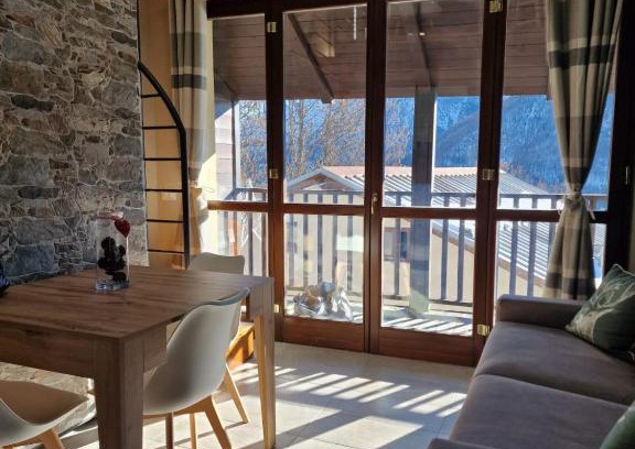 Sestriere Apartment | Home holidays- attico arc en ciel
