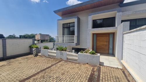 Kigali Apartment | Home in Kiyovu