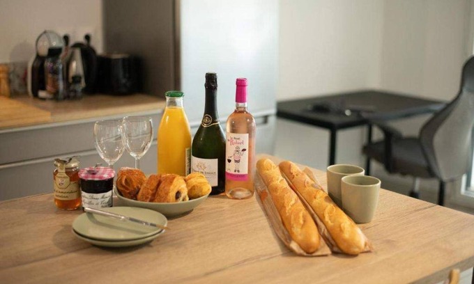 Gares Apartment | Home in Montpellier