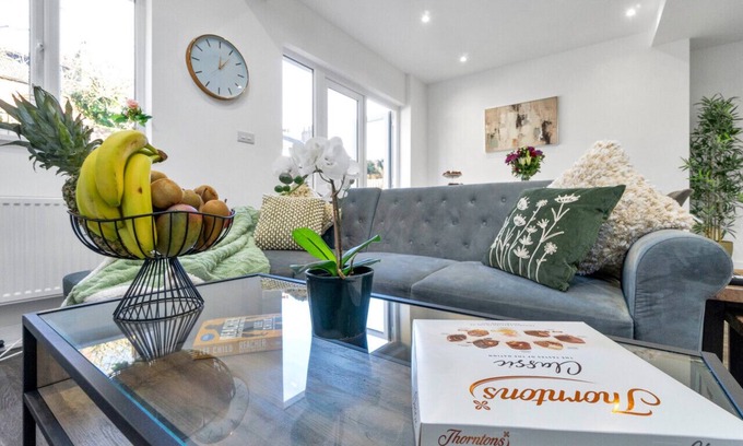 West Hendon Apartment | home.ly - Apartments Hendon North London